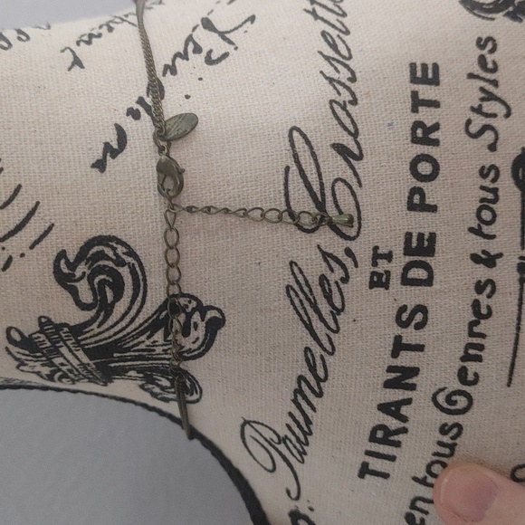 Lia Sophia Necklace - Picture 3 of 4